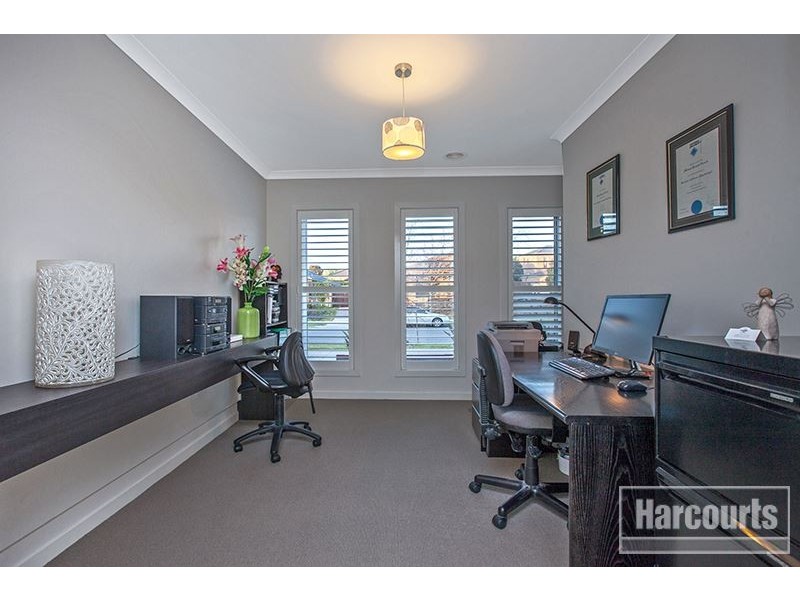 34 Botanic Drive, Pakenham VIC 3810
