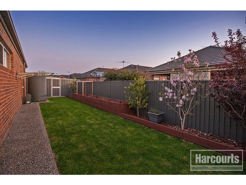 34 Botanic Drive, Pakenham VIC 3810