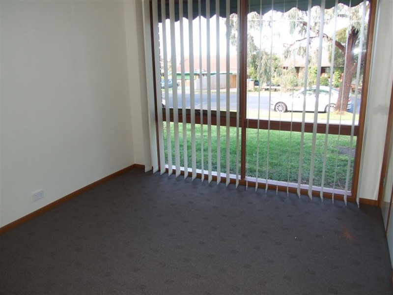 35 Ahern Road, Pakenham VIC 3810