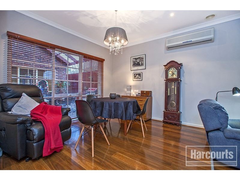 5 Inverness Close, Pakenham VIC 3810