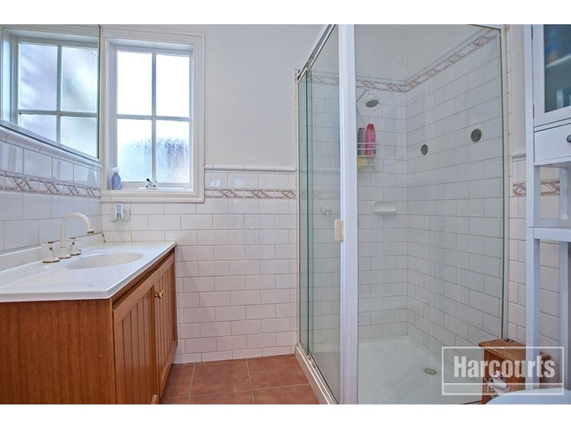 5 Inverness Close, Pakenham VIC 3810