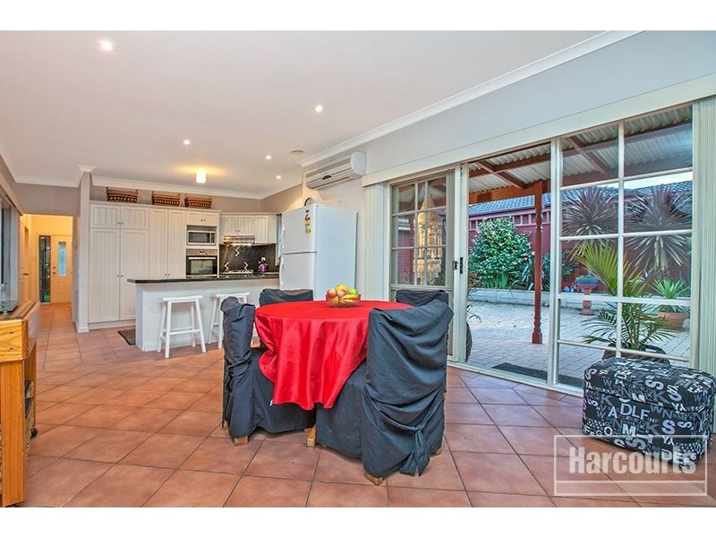 5 Inverness Close, Pakenham VIC 3810