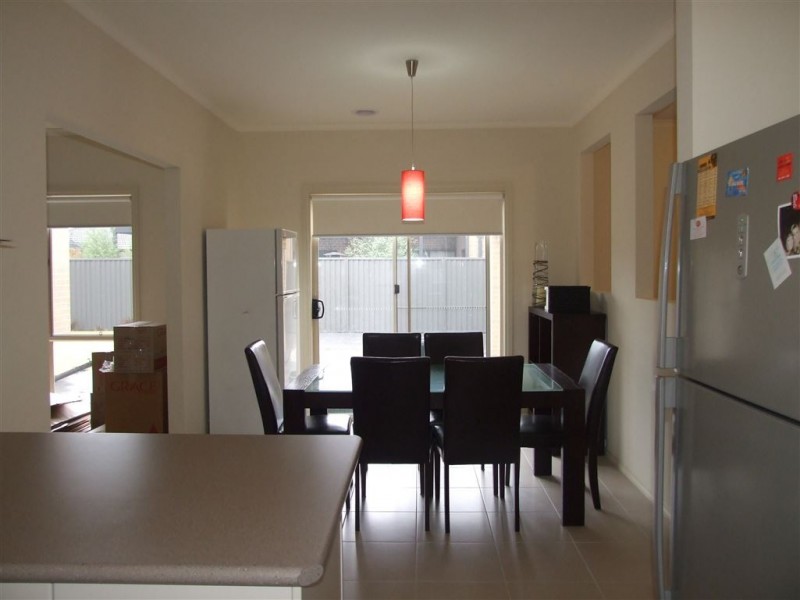 23 Joseph Banks Drive, Pakenham VIC 3810