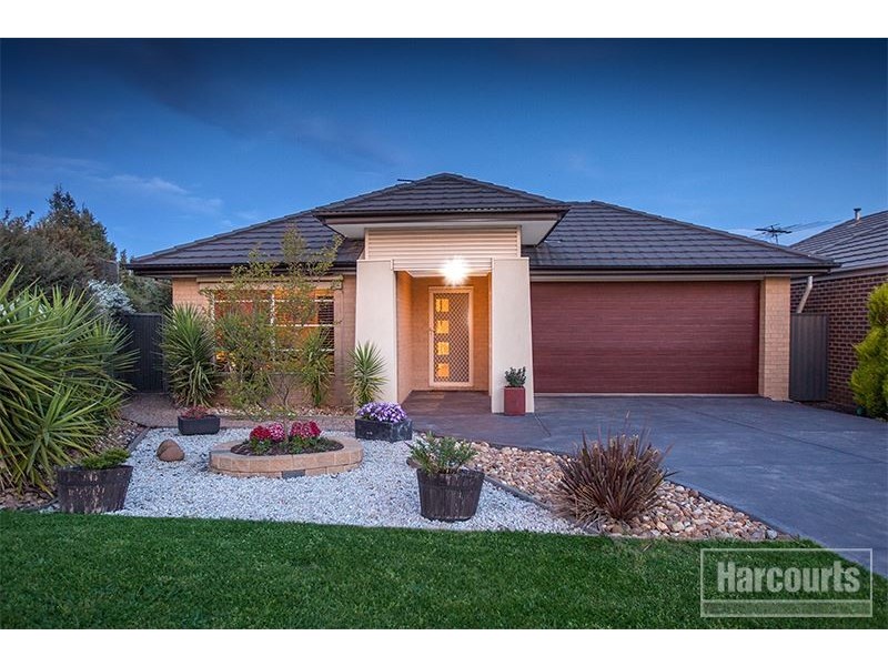 10 Perry Court, Pakenham VIC 3810