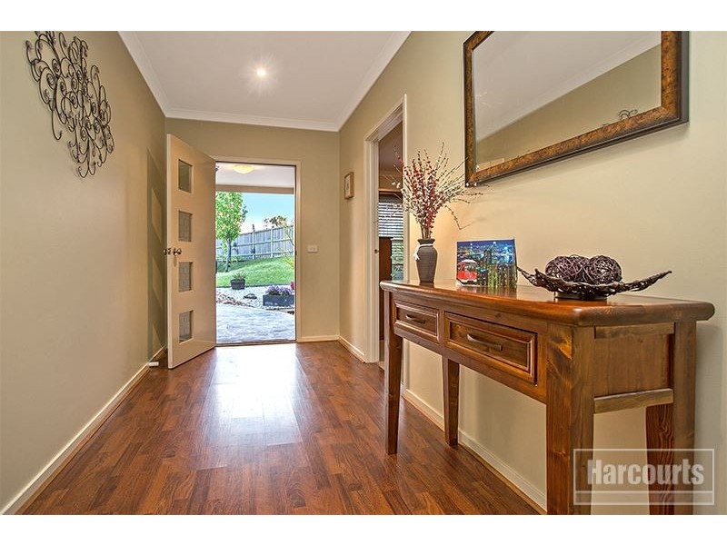 10 Perry Court, Pakenham VIC 3810