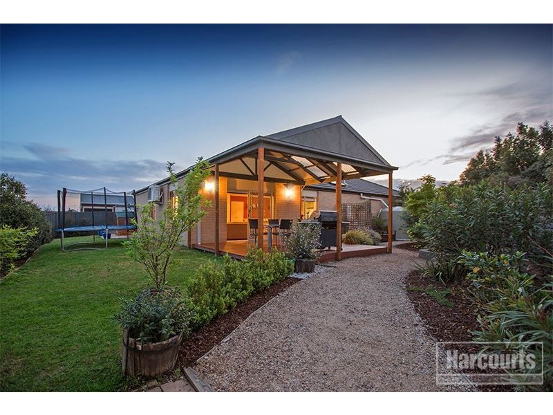 10 Perry Court, Pakenham VIC 3810