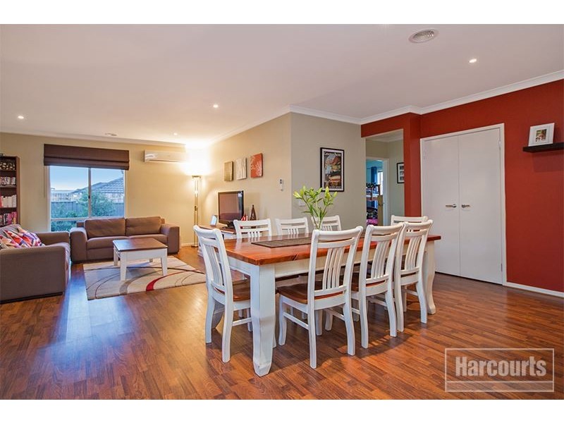 10 Perry Court, Pakenham VIC 3810