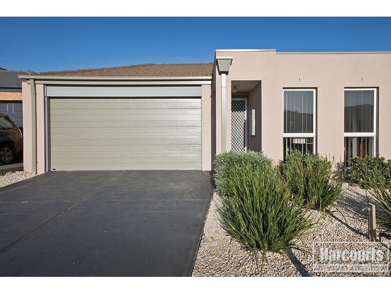 20 Field Street, Pakenham VIC 3810