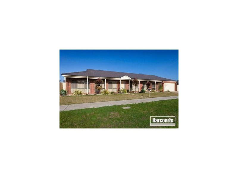15 Teal Place, Pakenham VIC 3810