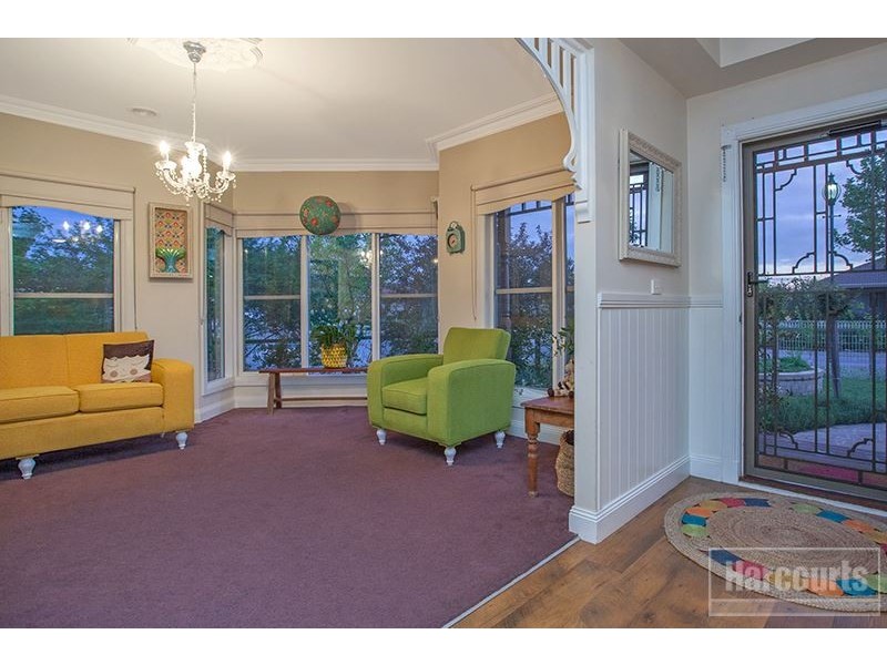 48 Livingstone Boulevard, Pakenham VIC 3810