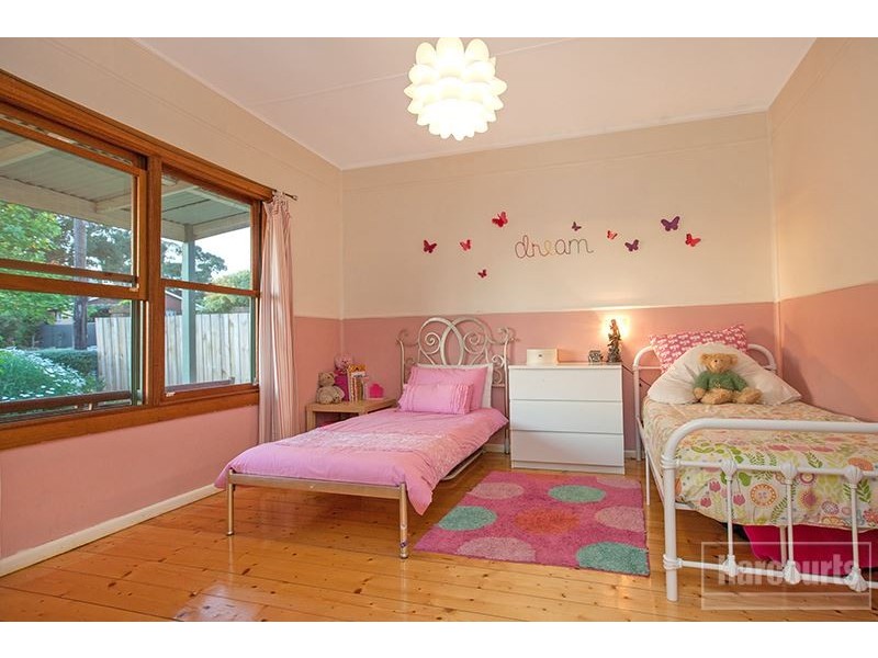 2 Campbell Street, Garfield VIC 3814