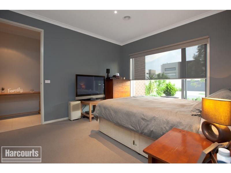 25 Rush Lily Drive, Officer VIC 3809