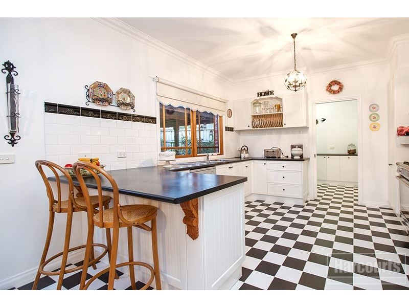 14 Livingstone Boulevard, Pakenham VIC 3810