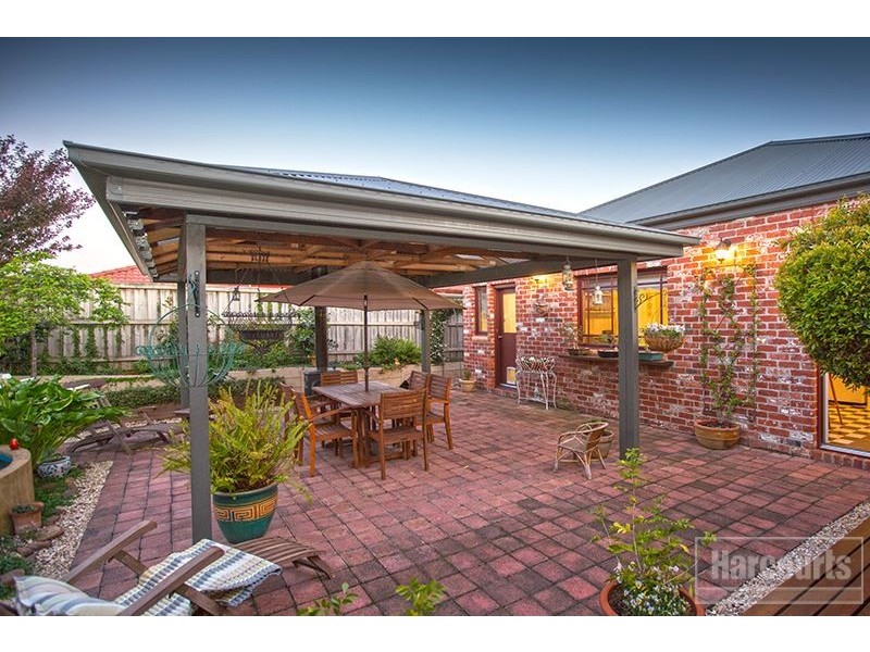 14 Livingstone Boulevard, Pakenham VIC 3810