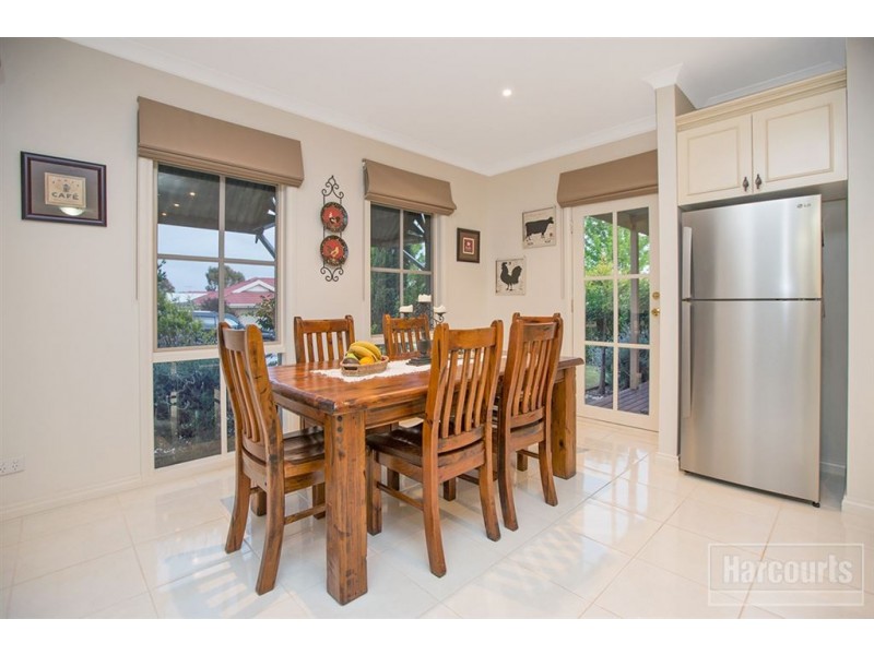 2 Banks Road, Pakenham VIC 3810