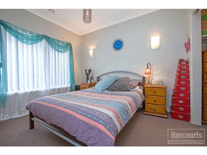 47 Sandalwood Drive, Pakenham VIC 3810