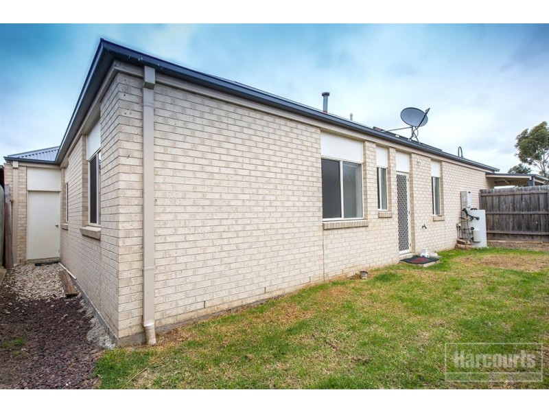 47 Sandalwood Drive, Pakenham VIC 3810