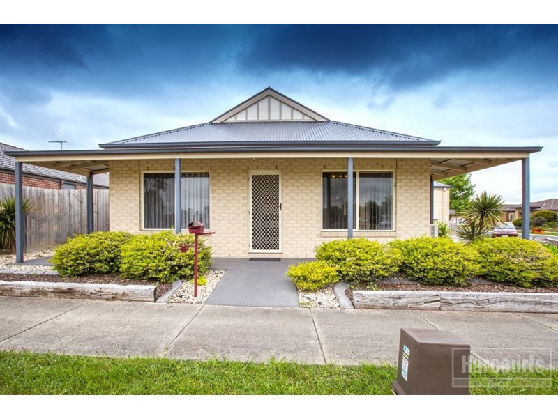 47 Sandalwood Drive, Pakenham VIC 3810