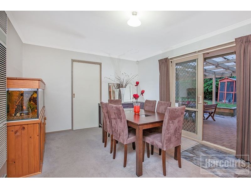 2 Paramount Way, Pakenham VIC 3810