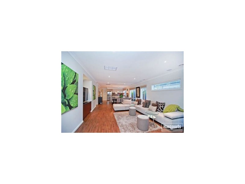 85 The Parkway, Pakenham VIC 3810