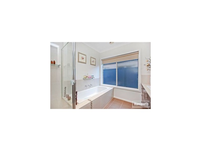 85 The Parkway, Pakenham VIC 3810