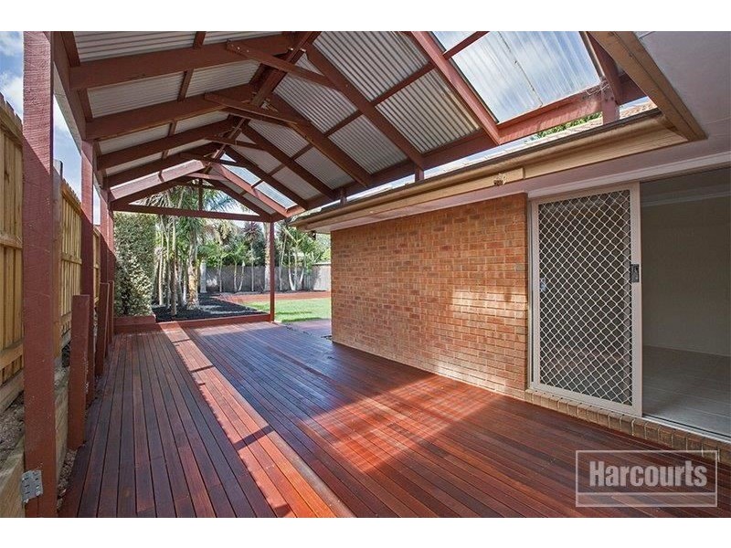 9 Amber Crescent, Narre Warren VIC 3805