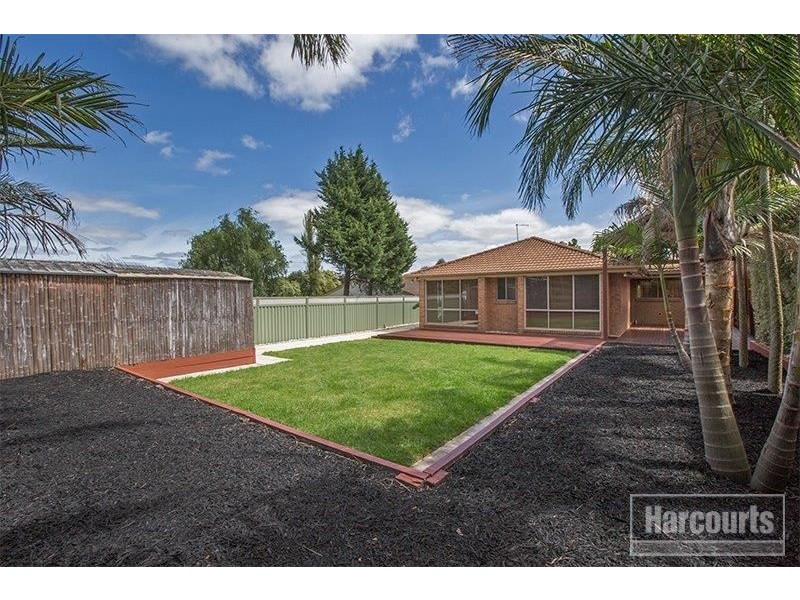 9 Amber Crescent, Narre Warren VIC 3805