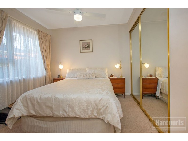 18 Singleton Drive, Mulgrave VIC 3170