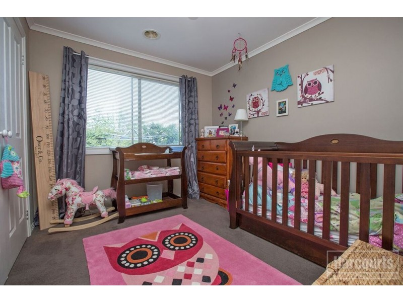 37 Meaby Drive, Pakenham VIC 3810