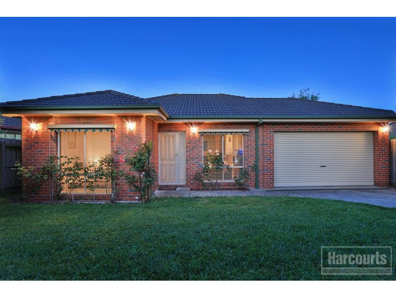 61 Jarryd Crescent, Berwick VIC 3806