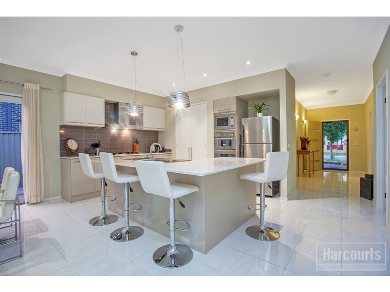 19 Sandpiper Close, Pakenham VIC 3810