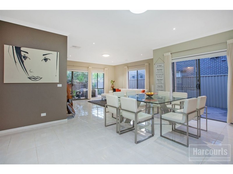 19 Sandpiper Close, Pakenham VIC 3810