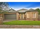 6 St Leonard Way, Pakenham VIC 3810