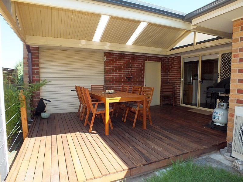 32 Ben Drive, Pakenham VIC 3810