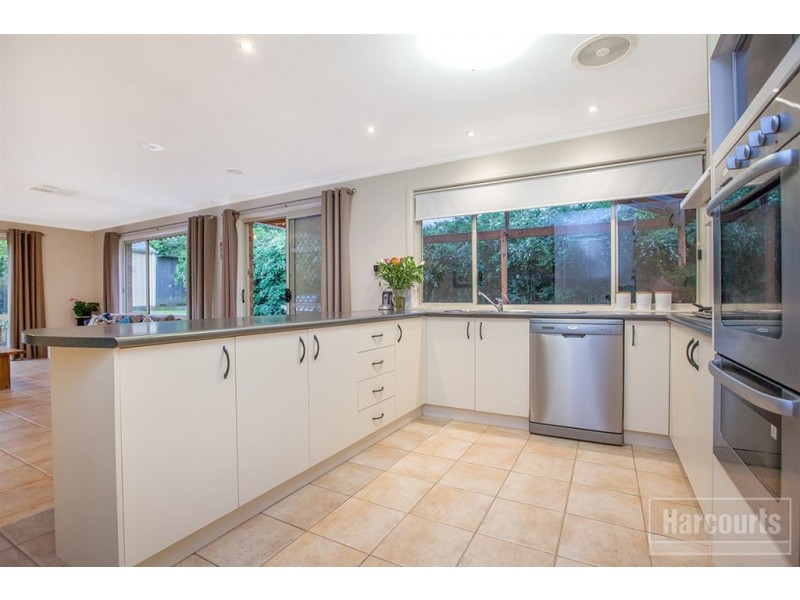 6 Sunbeam Court, Narre Warren South VIC 3805