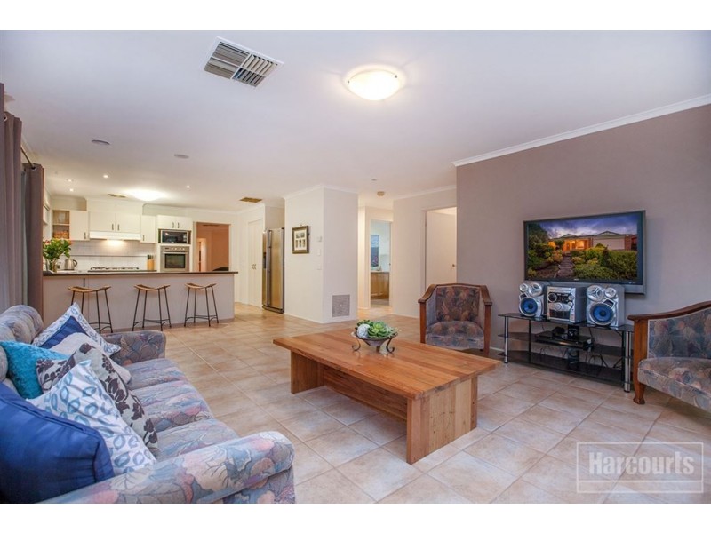 6 Sunbeam Court, Narre Warren South VIC 3805