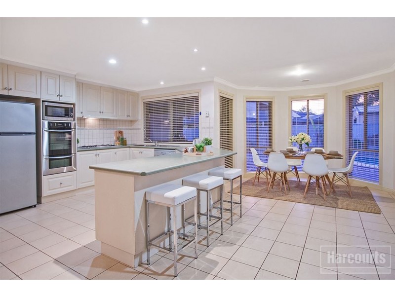 58 Hartland Circuit, Pakenham VIC 3810