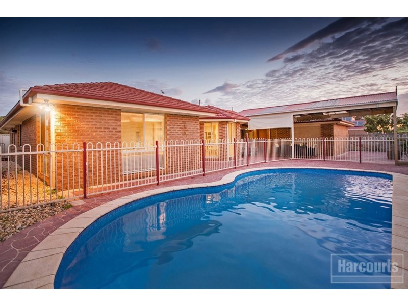 58 Hartland Circuit, Pakenham VIC 3810