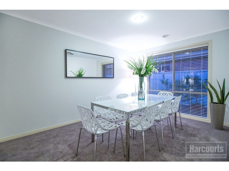 58 Hartland Circuit, Pakenham VIC 3810