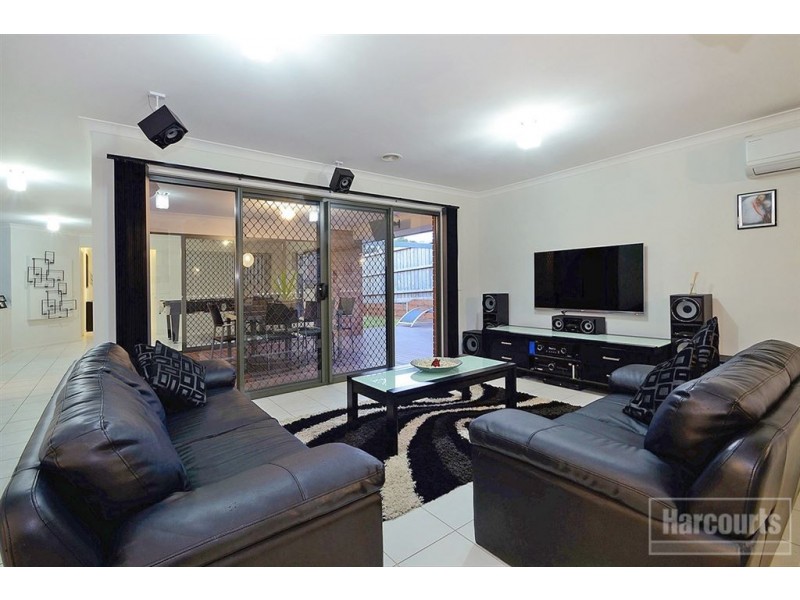 48 Central Avenue, Pakenham VIC 3810