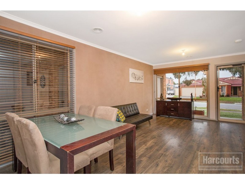 36 Sallybrook Circuit, Narre Warren VIC 3805