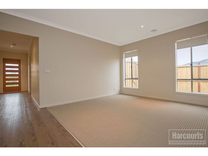 29 Park Central Avenue, Officer VIC 3809