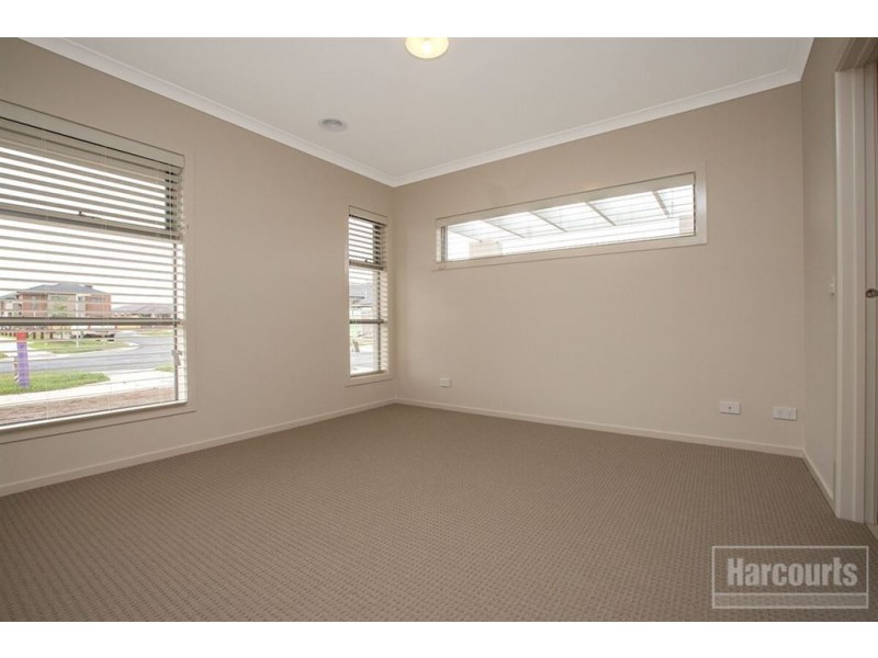 29 Park Central Avenue, Officer VIC 3809