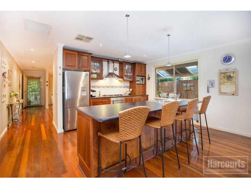 64 Fieldstone Boulevard, Beaconsfield VIC 3807