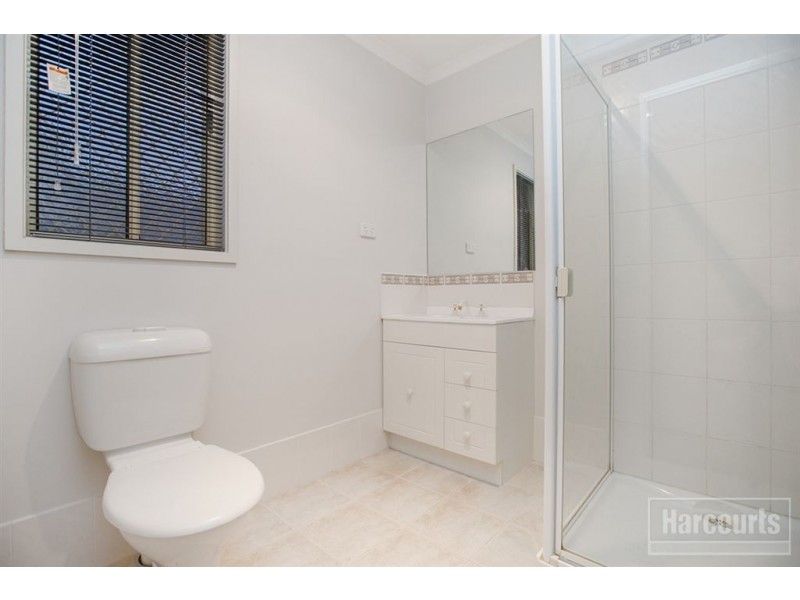 23 Geebung Road, Cranbourne West VIC 3977