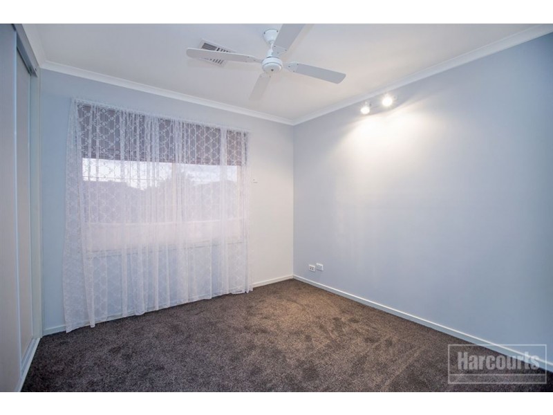 23 Geebung Road, Cranbourne West VIC 3977