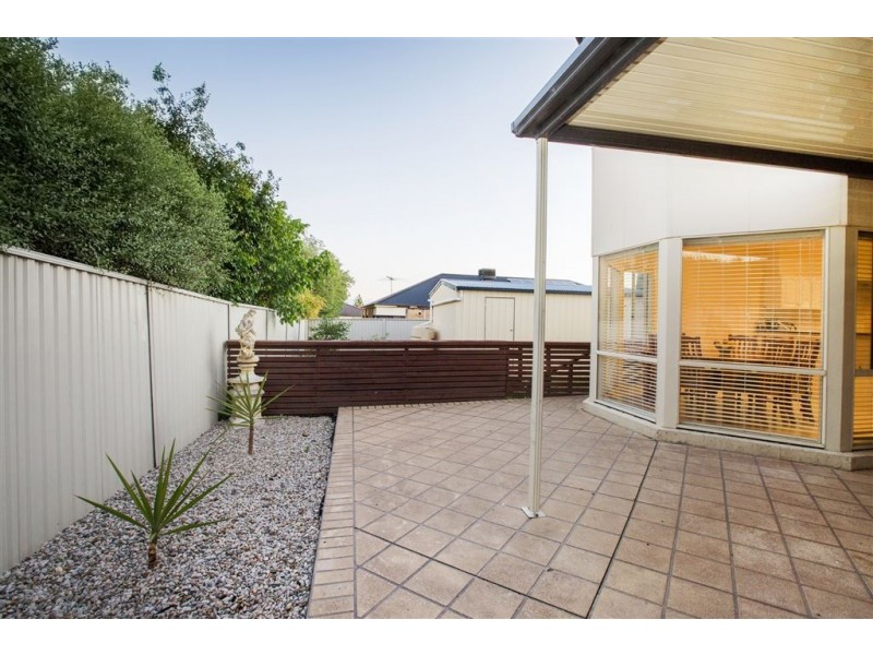 8 Strickland Court, Pakenham VIC 3810