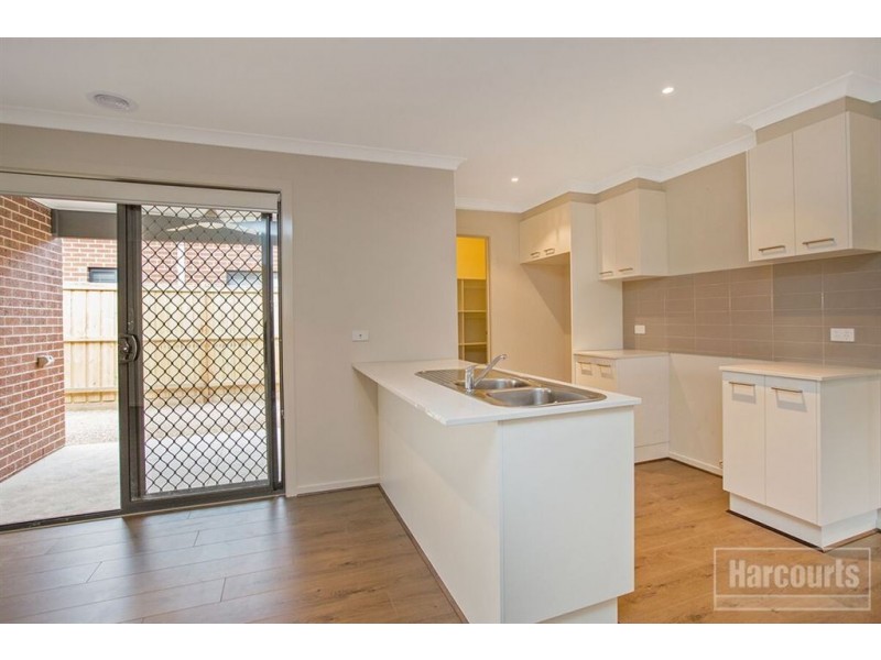 6 Jersey Crescent, Officer VIC 3809