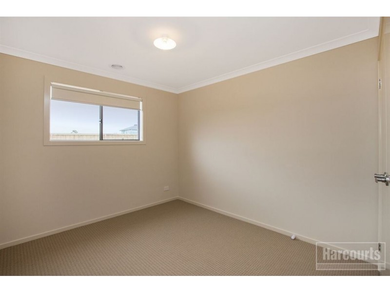 6 Jersey Crescent, Officer VIC 3809