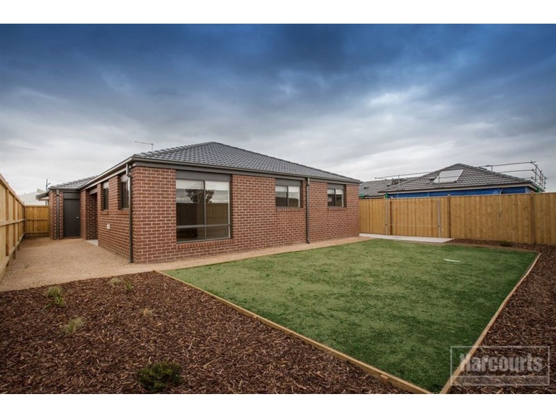 6 Jersey Crescent, Officer VIC 3809